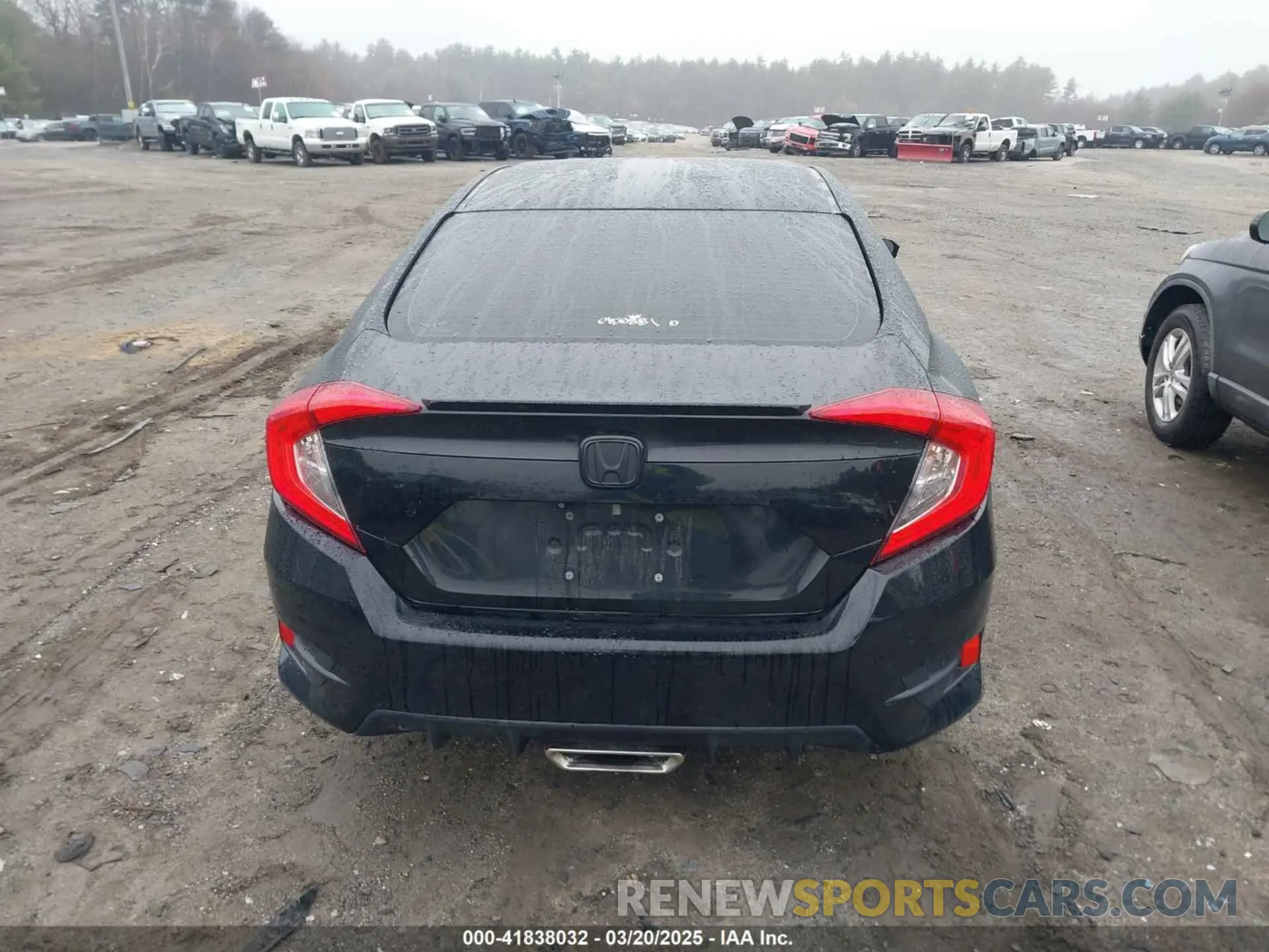 16 Photograph of a damaged car 2HGFC2F86KH566920 HONDA CIVIC 2019