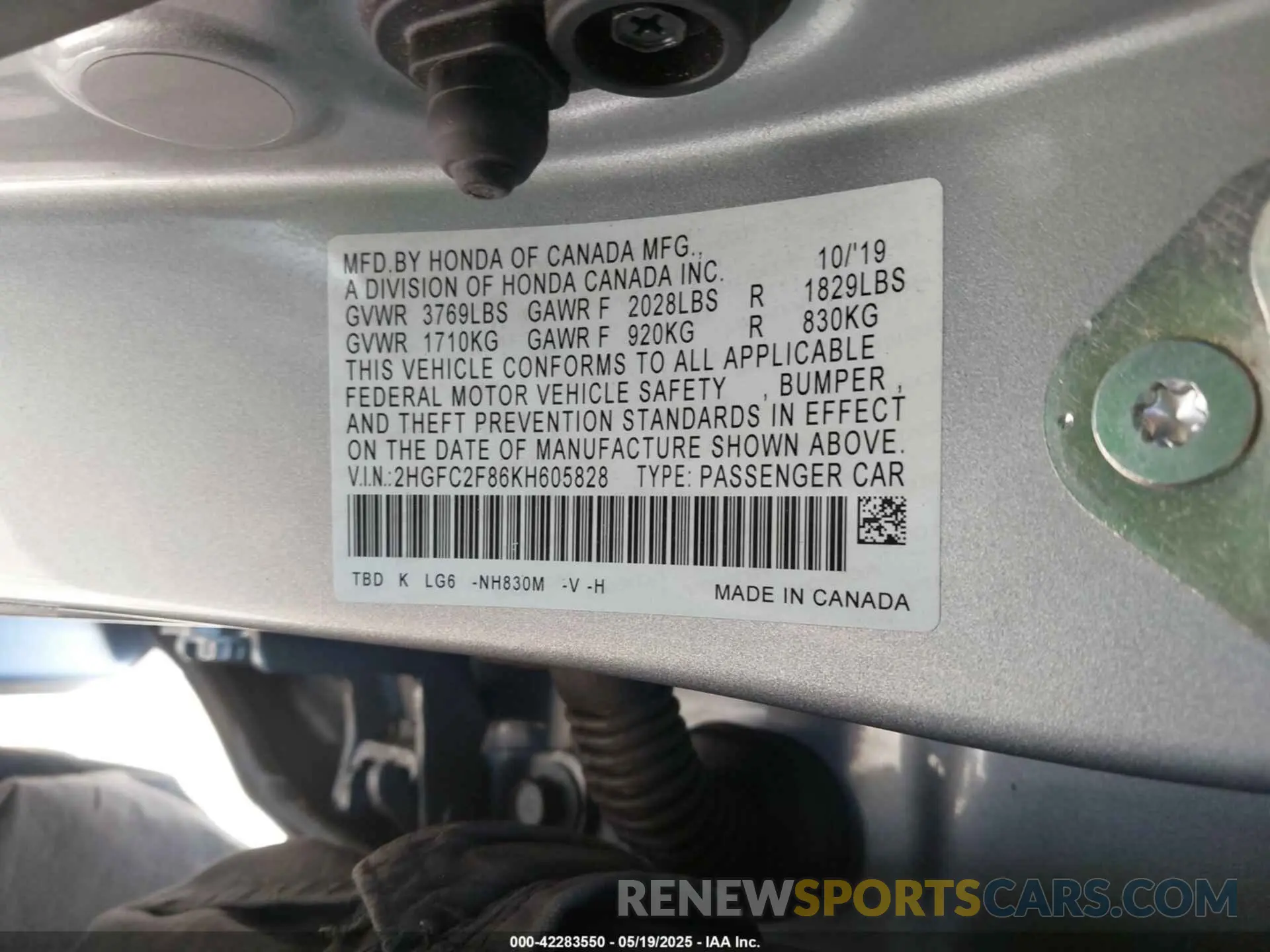9 Photograph of a damaged car 2HGFC2F86KH605828 HONDA CIVIC 2019