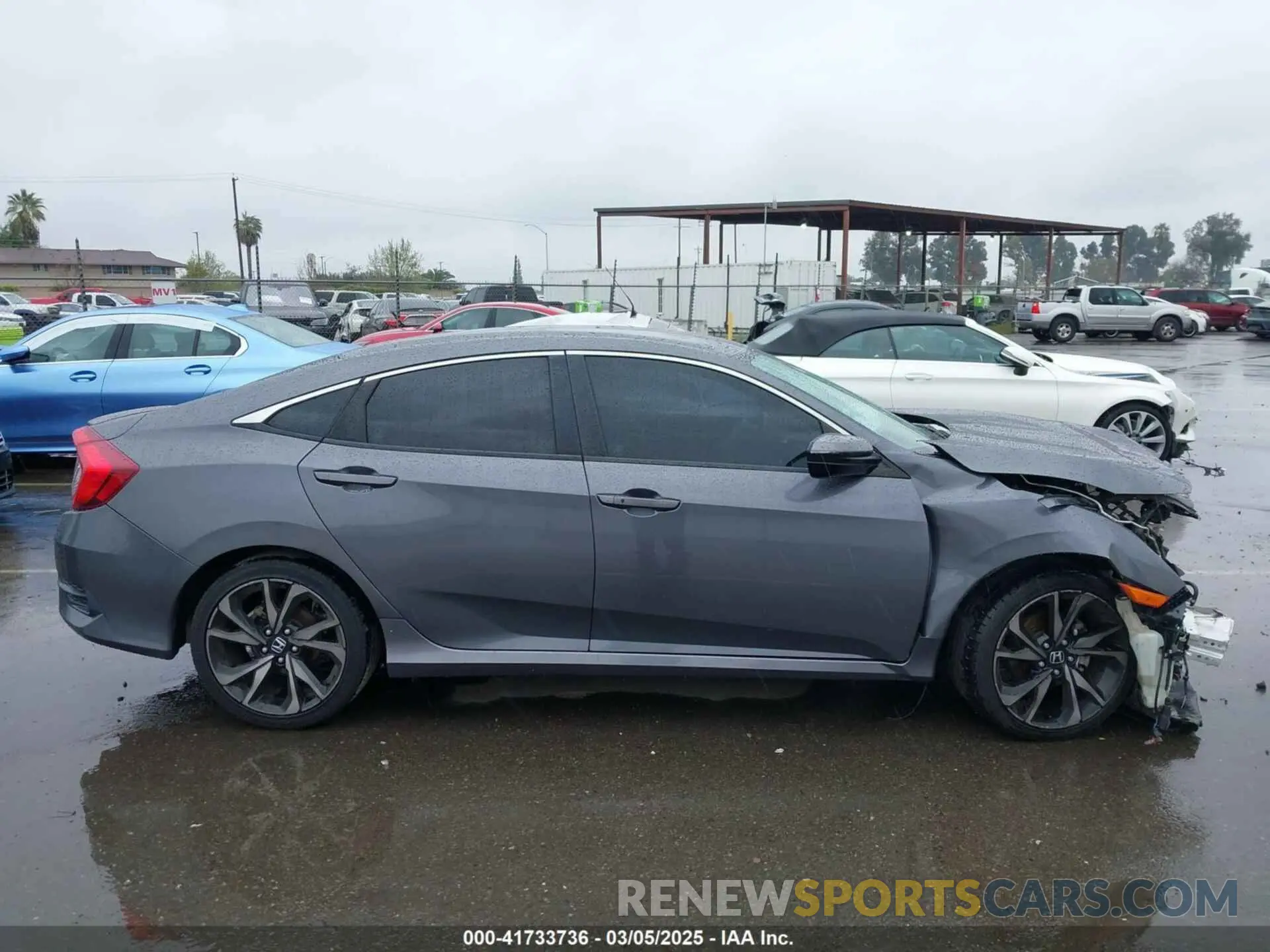 14 Photograph of a damaged car 2HGFC2F87KH535952 HONDA CIVIC 2019