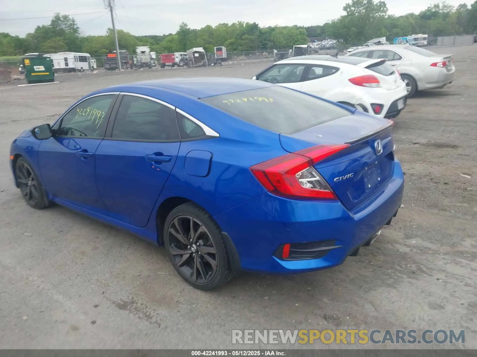 3 Photograph of a damaged car 2HGFC2F87KH562570 HONDA CIVIC 2019