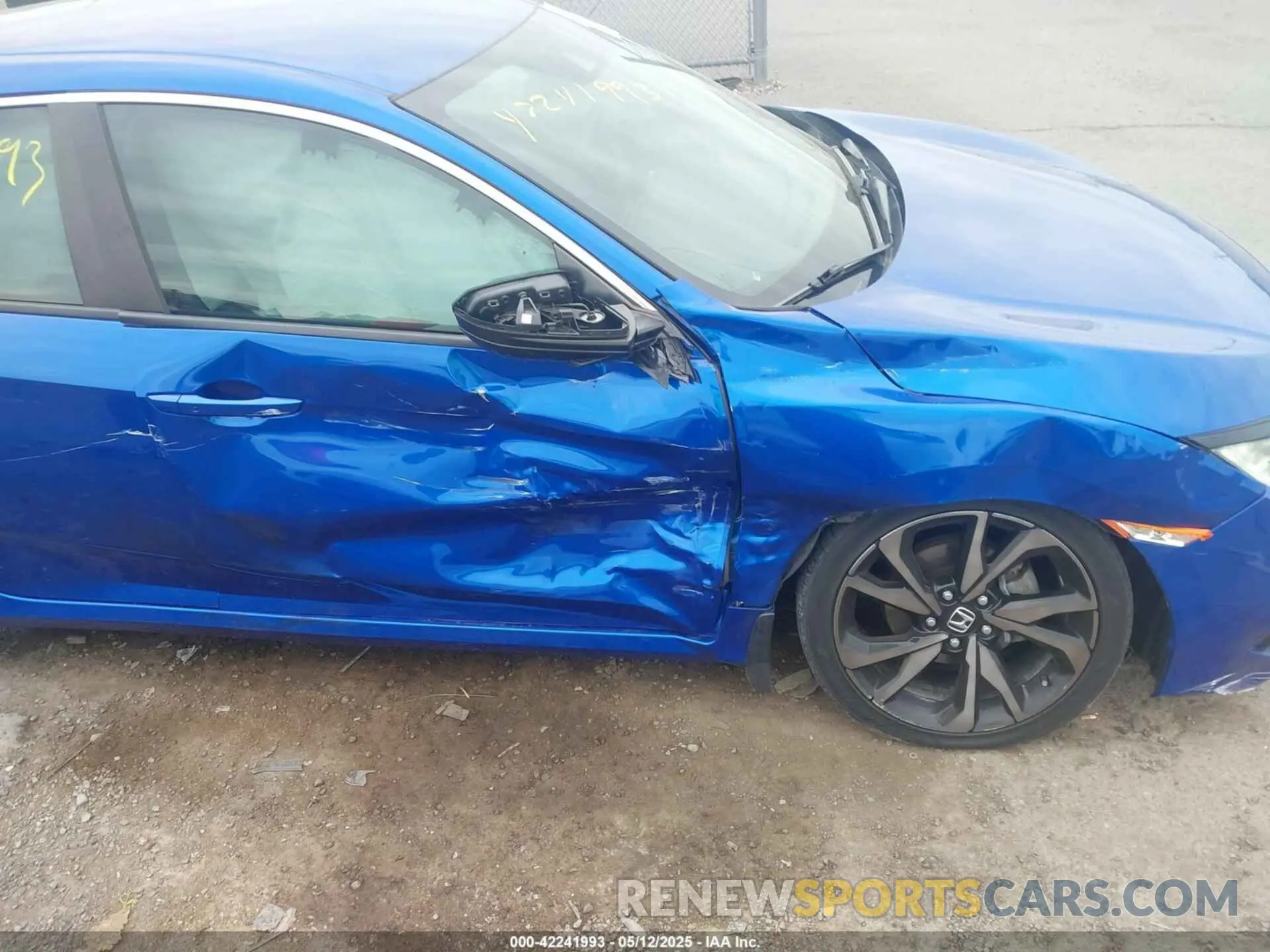 6 Photograph of a damaged car 2HGFC2F87KH562570 HONDA CIVIC 2019