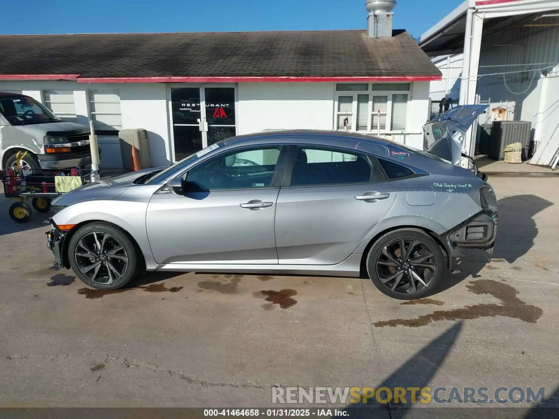 15 Photograph of a damaged car 2HGFC2F87KH568692 HONDA CIVIC 2019