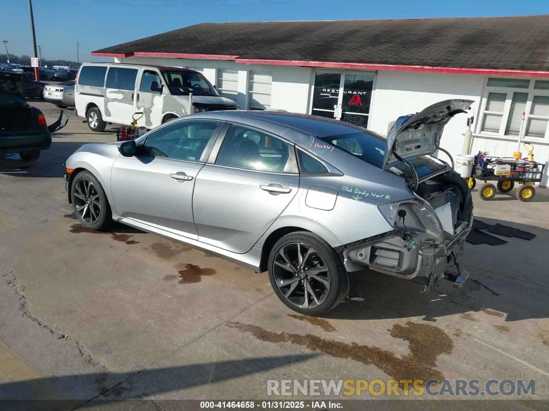 3 Photograph of a damaged car 2HGFC2F87KH568692 HONDA CIVIC 2019