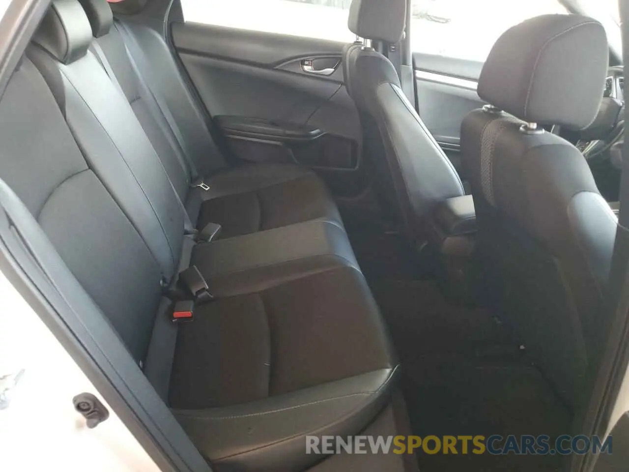 10 Photograph of a damaged car 2HGFC2F87KH573178 HONDA CIVIC 2019