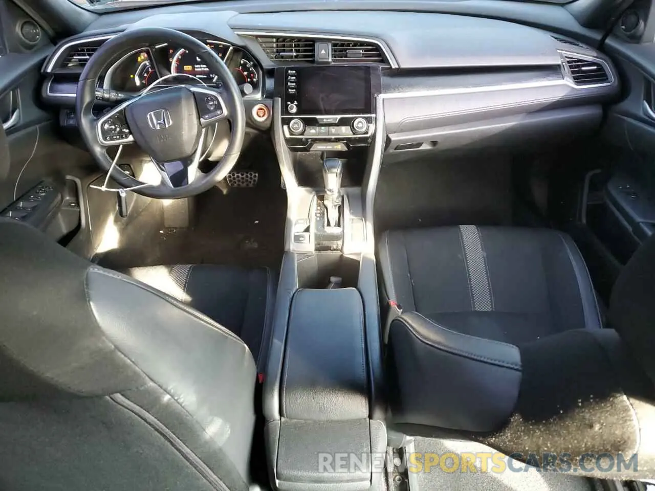 8 Photograph of a damaged car 2HGFC2F87KH584813 HONDA CIVIC 2019