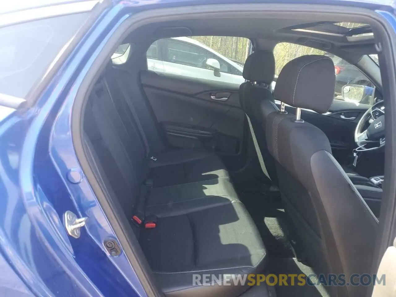 10 Photograph of a damaged car 2HGFC2F88KH016618 HONDA CIVIC 2019