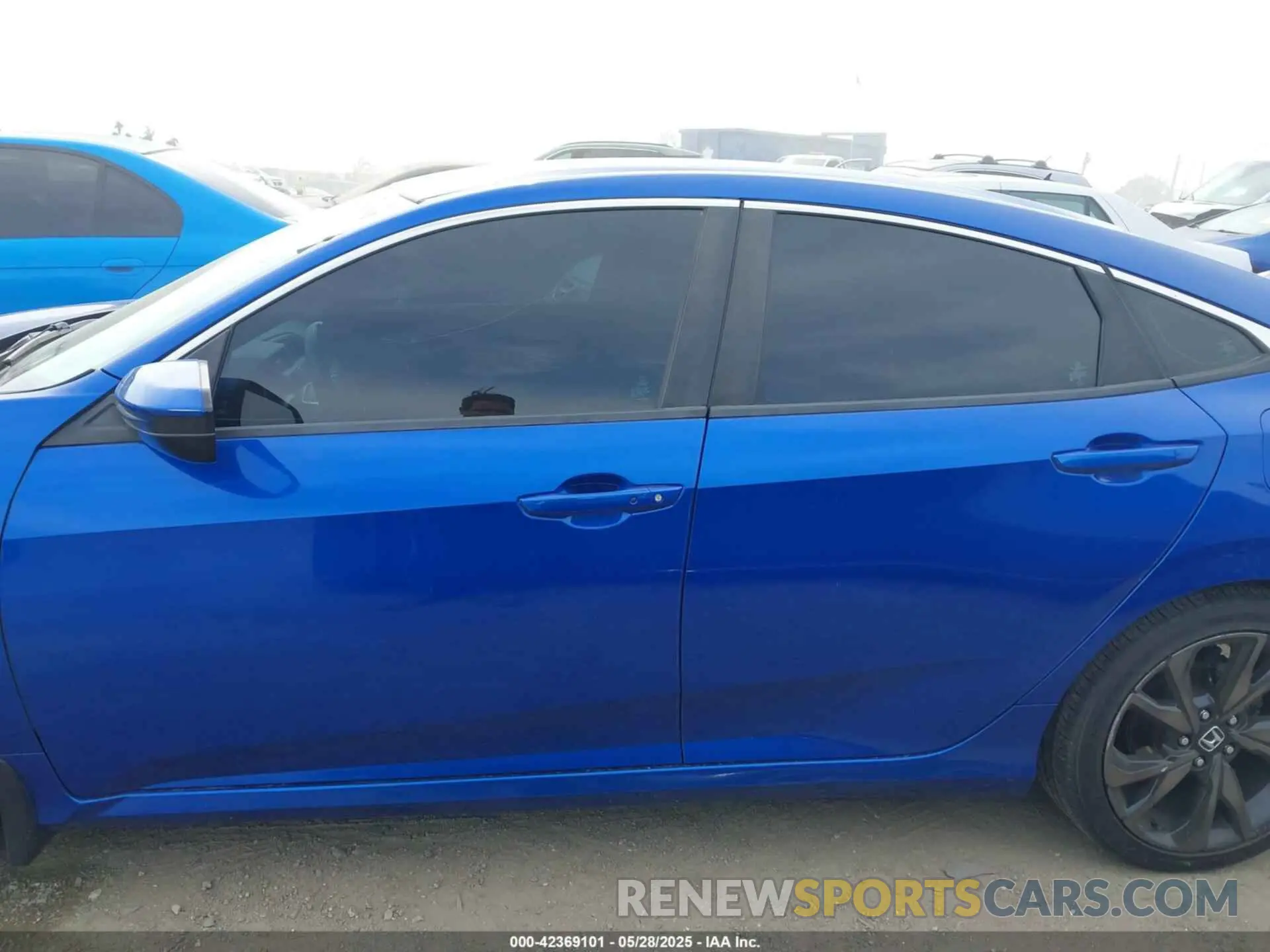 14 Photograph of a damaged car 2HGFC2F88KH504077 HONDA CIVIC 2019
