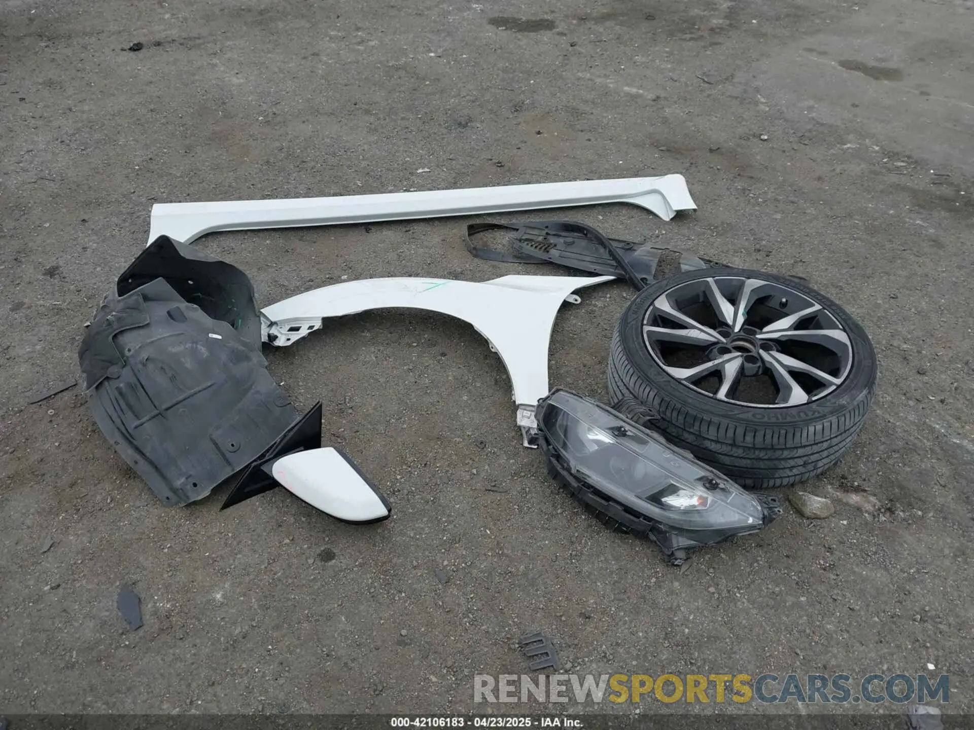 12 Photograph of a damaged car 2HGFC2F88KH533501 HONDA CIVIC 2019