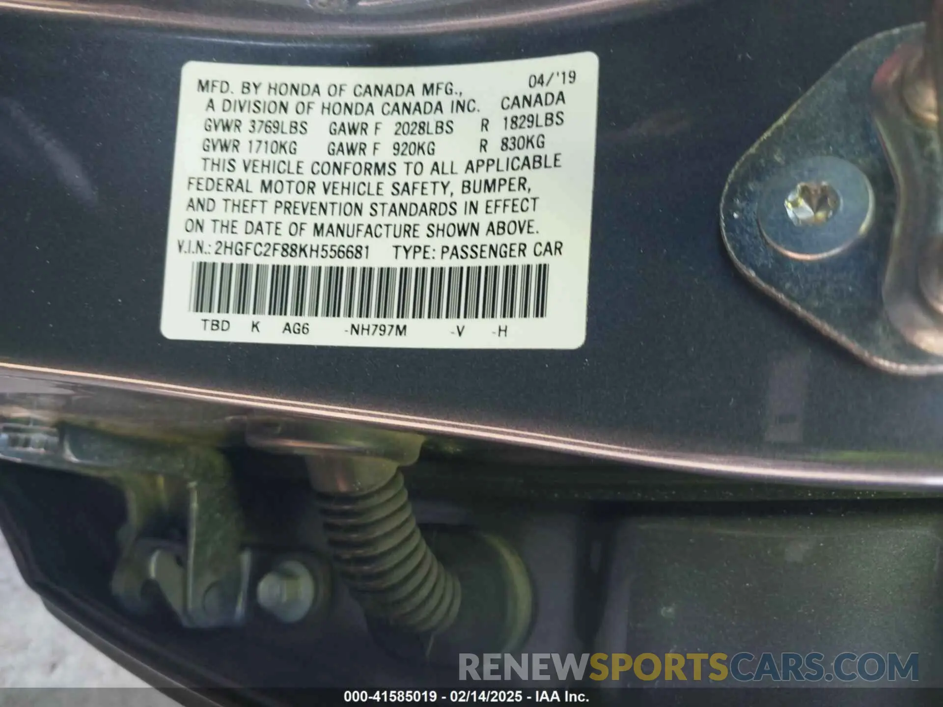 9 Photograph of a damaged car 2HGFC2F88KH556681 HONDA CIVIC 2019