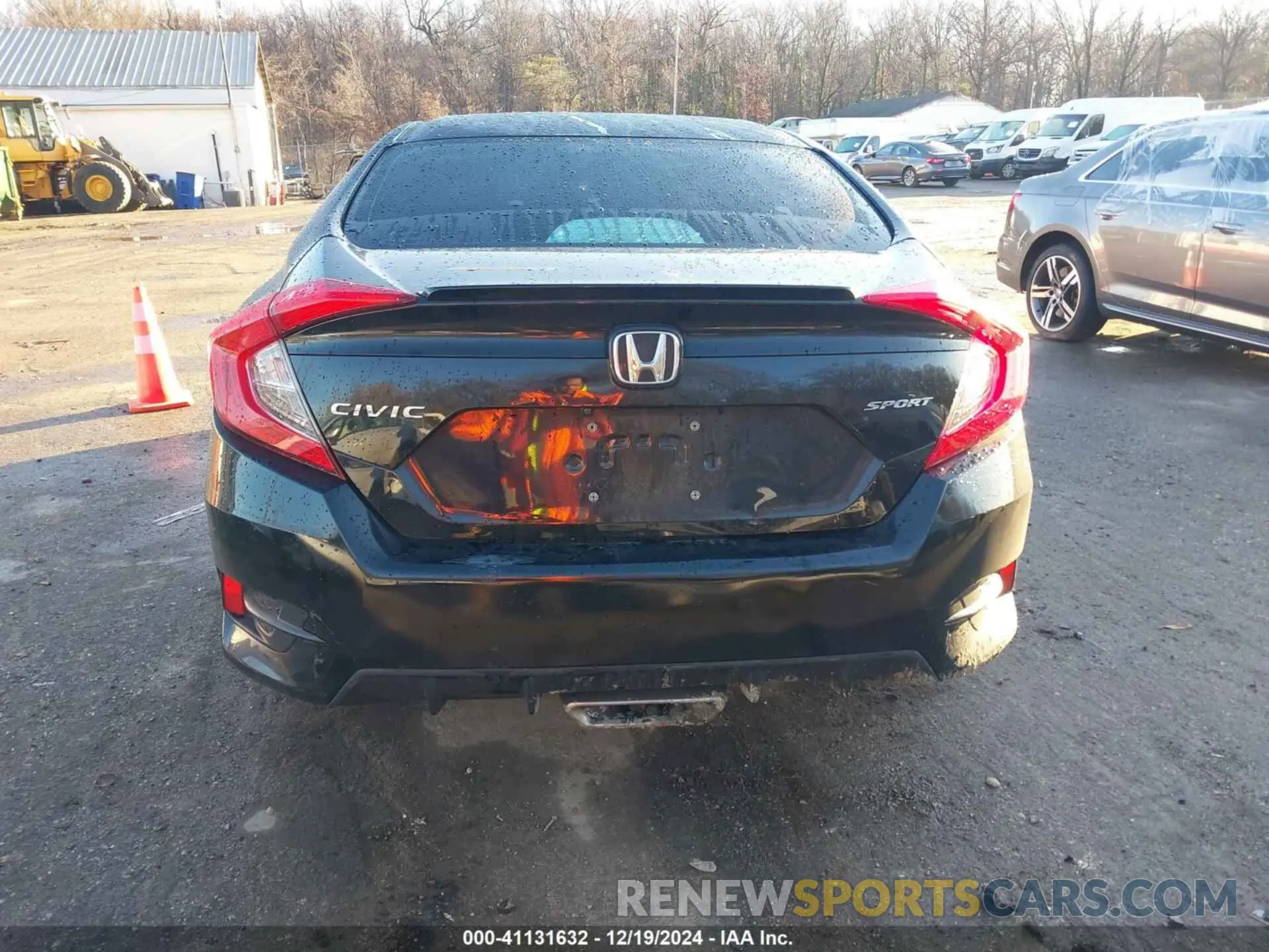 16 Photograph of a damaged car 2HGFC2F88KH557474 HONDA CIVIC 2019