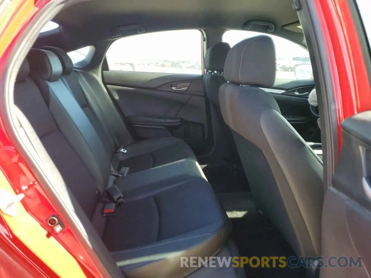 10 Photograph of a damaged car 2HGFC2F88KH578244 HONDA CIVIC 2019