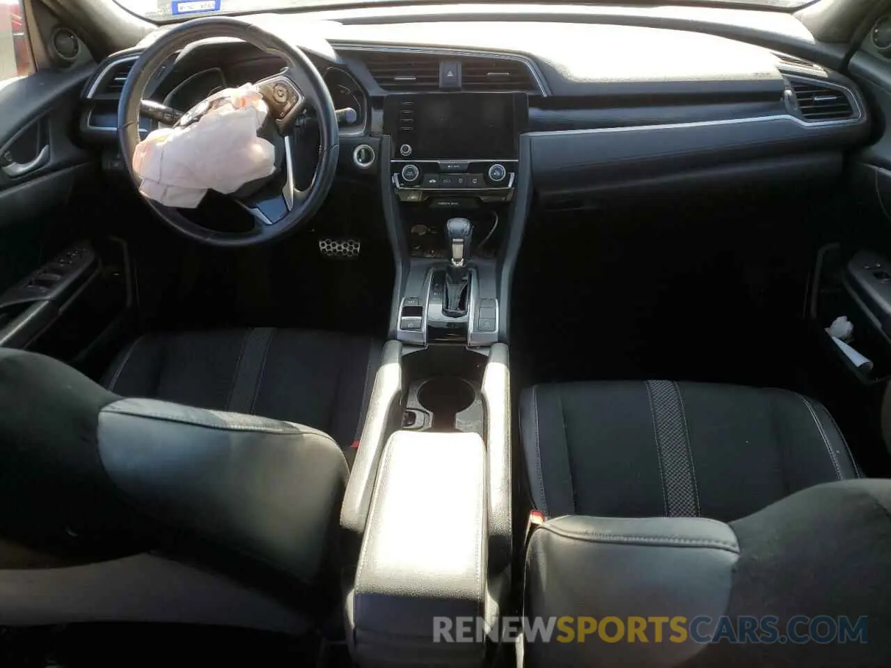 8 Photograph of a damaged car 2HGFC2F88KH578244 HONDA CIVIC 2019