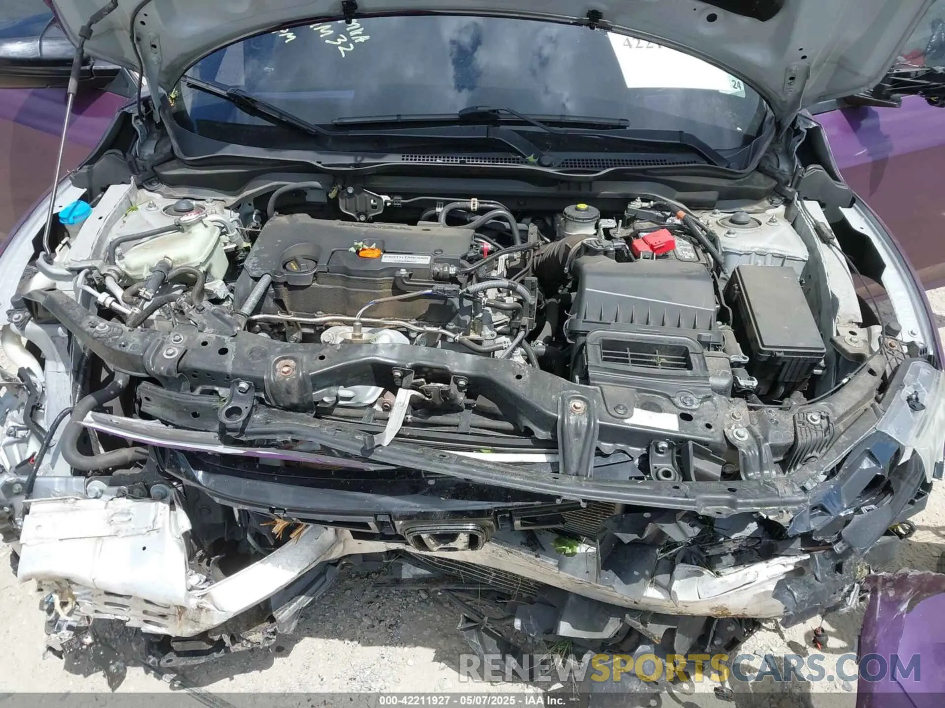 10 Photograph of a damaged car 2HGFC2F88KH583556 HONDA CIVIC 2019