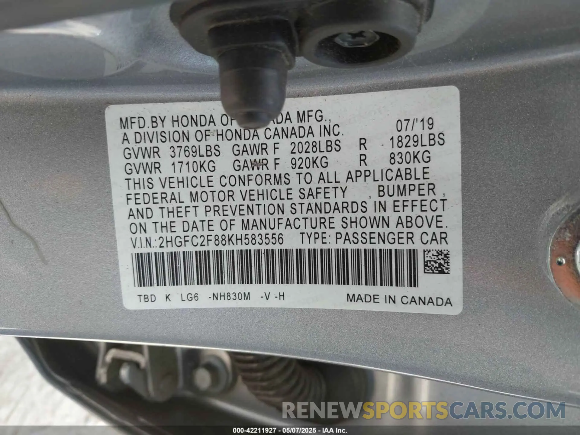 9 Photograph of a damaged car 2HGFC2F88KH583556 HONDA CIVIC 2019