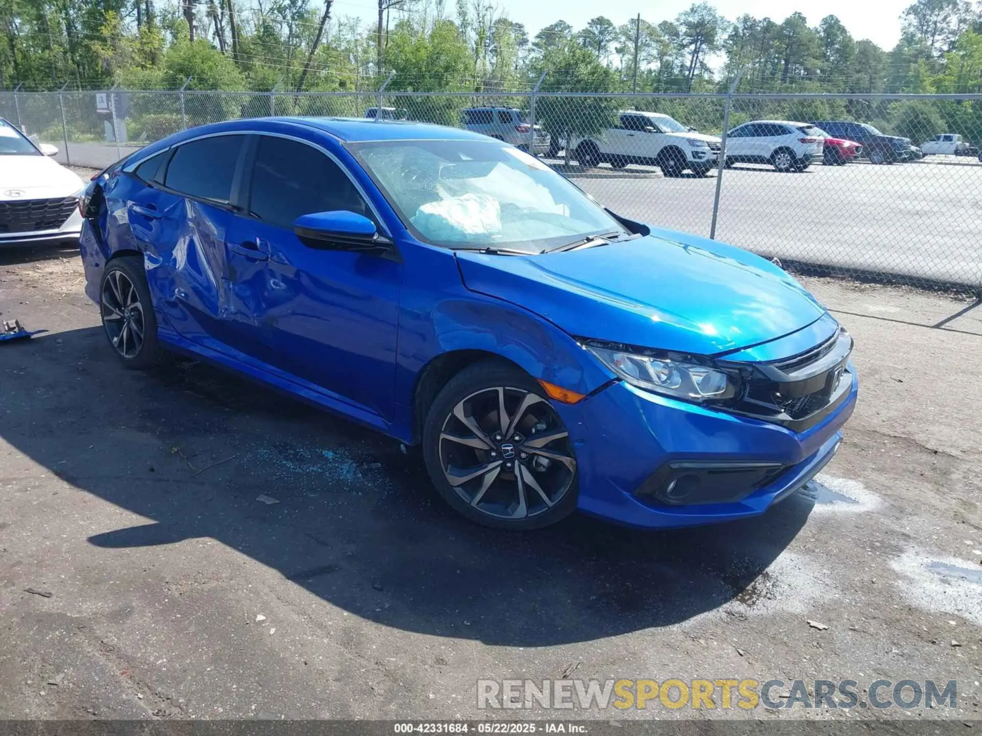 1 Photograph of a damaged car 2HGFC2F88KH585971 HONDA CIVIC 2019