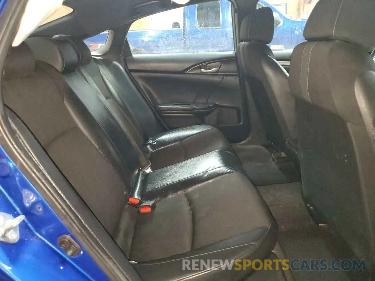10 Photograph of a damaged car 2HGFC2F88KH586019 HONDA CIVIC 2019