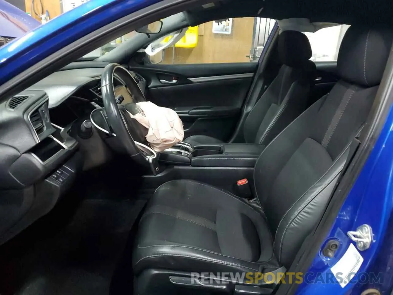 7 Photograph of a damaged car 2HGFC2F88KH586019 HONDA CIVIC 2019