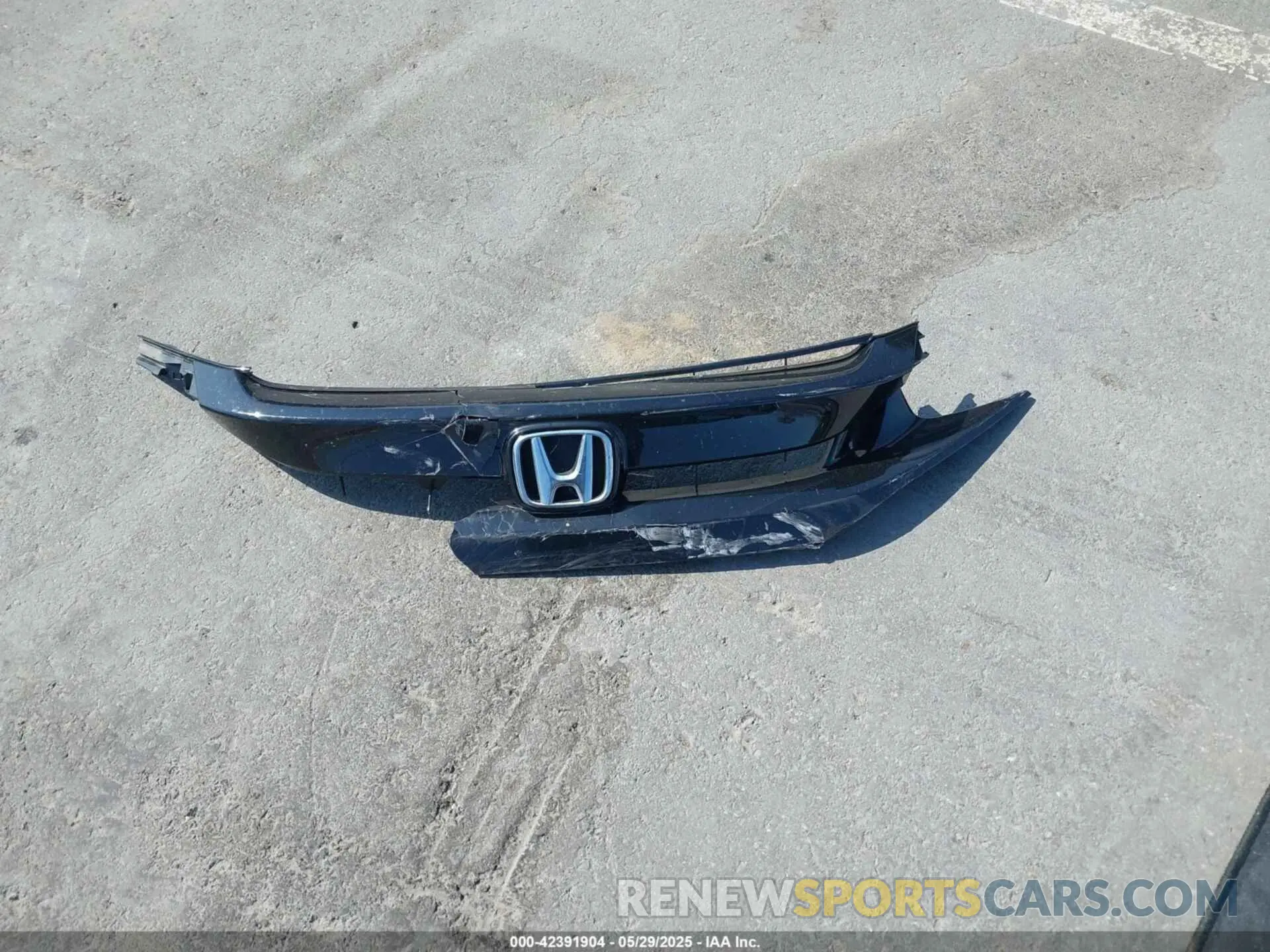 12 Photograph of a damaged car 2HGFC2F89KH531756 HONDA CIVIC 2019