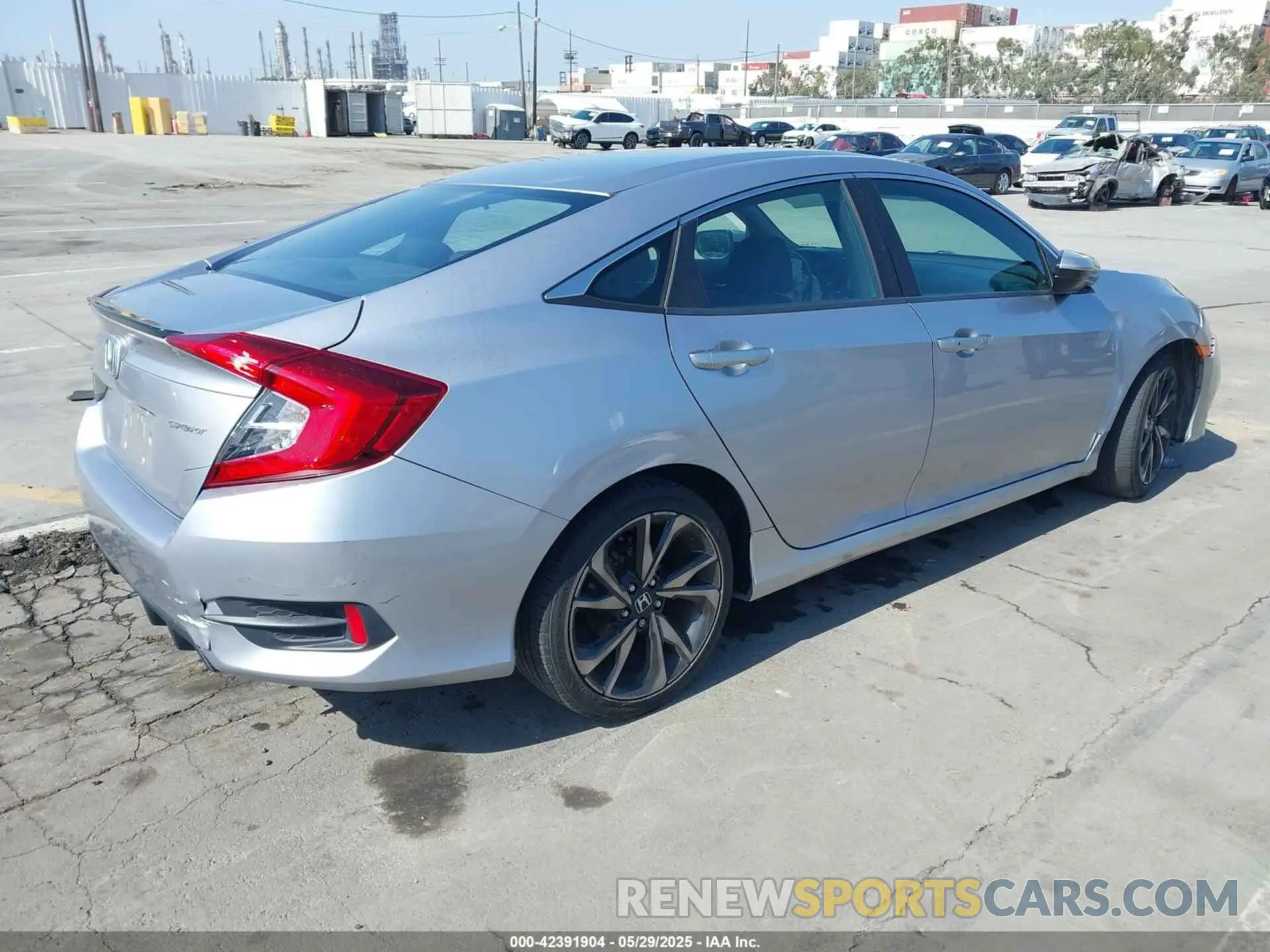 4 Photograph of a damaged car 2HGFC2F89KH531756 HONDA CIVIC 2019