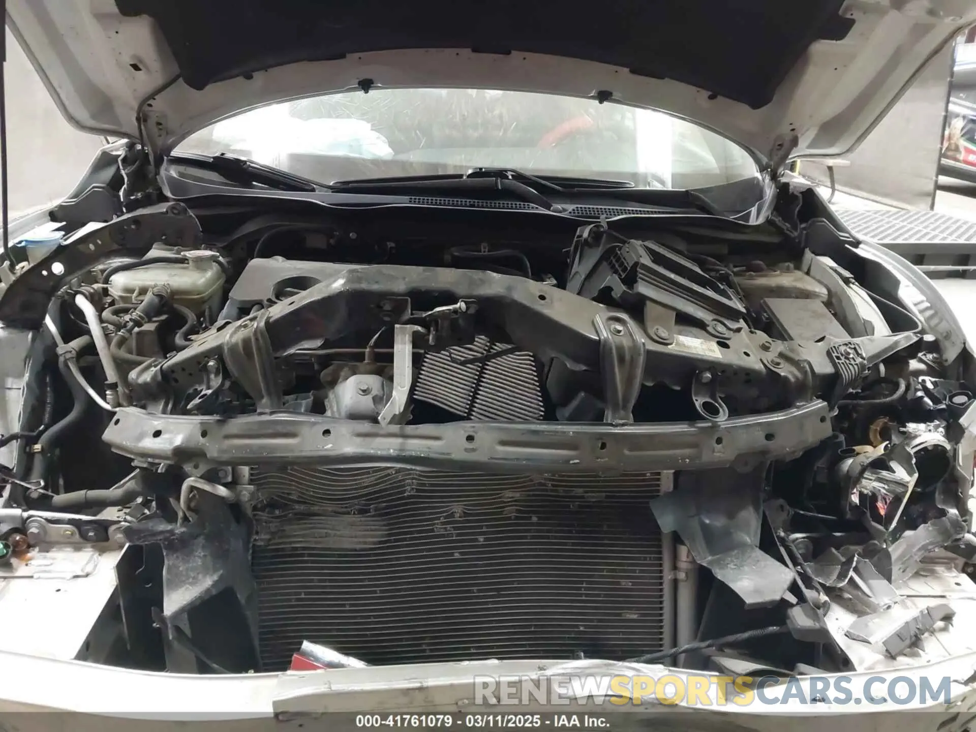 10 Photograph of a damaged car 2HGFC2F89KH533782 HONDA CIVIC 2019