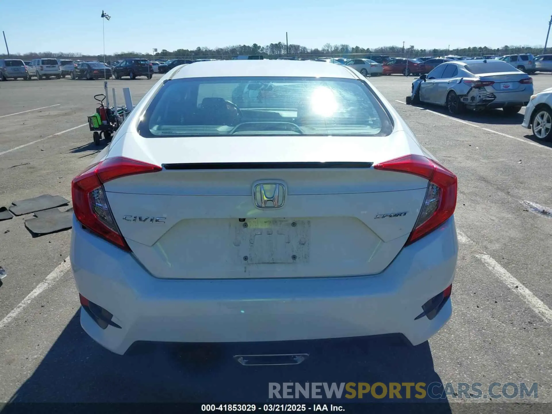 16 Photograph of a damaged car 2HGFC2F89KH549223 HONDA CIVIC 2019