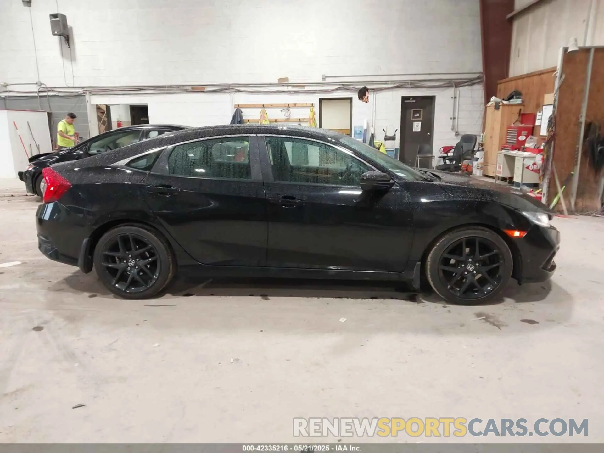 13 Photograph of a damaged car 2HGFC2F89KH557466 HONDA CIVIC 2019