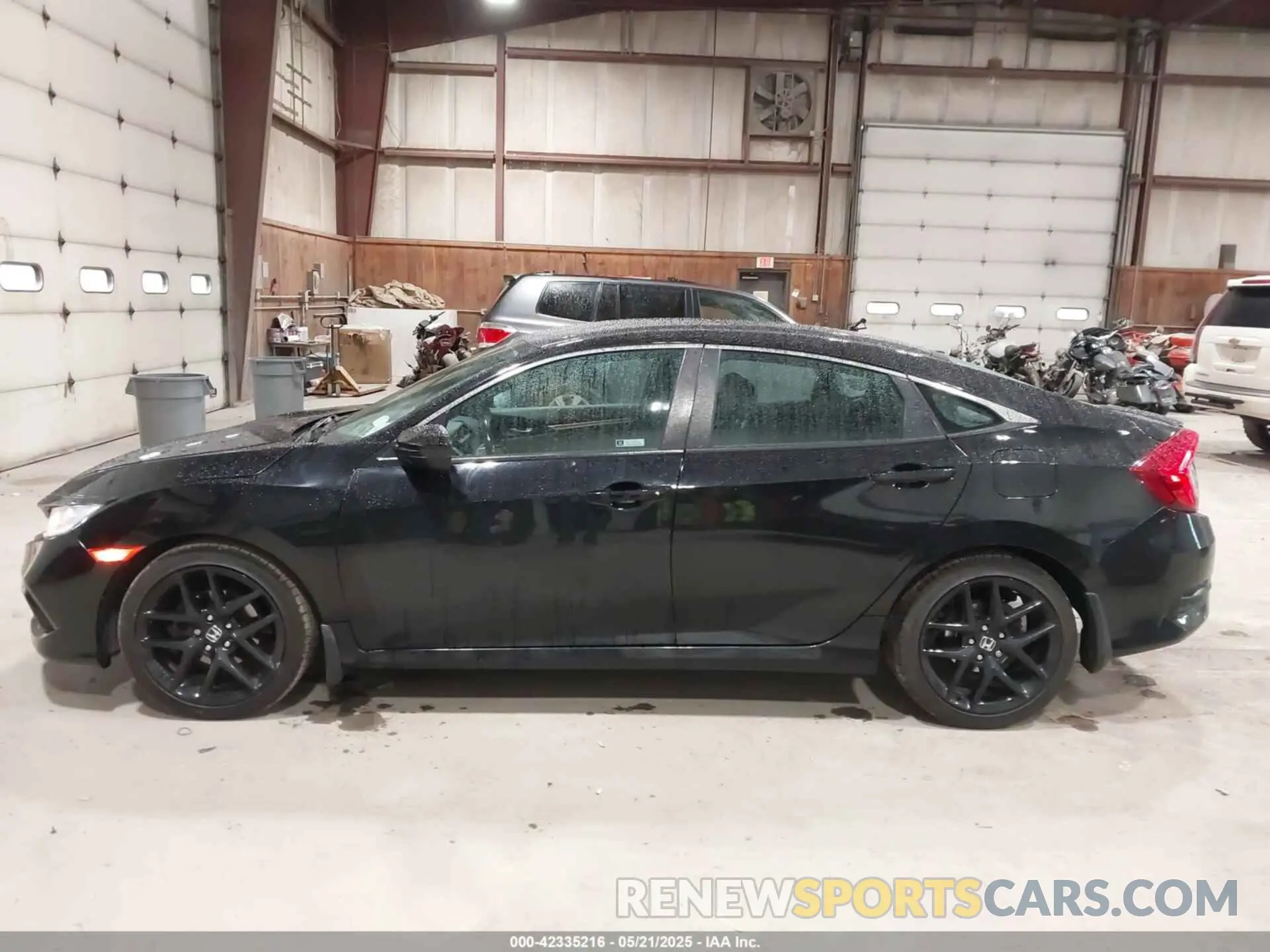 14 Photograph of a damaged car 2HGFC2F89KH557466 HONDA CIVIC 2019