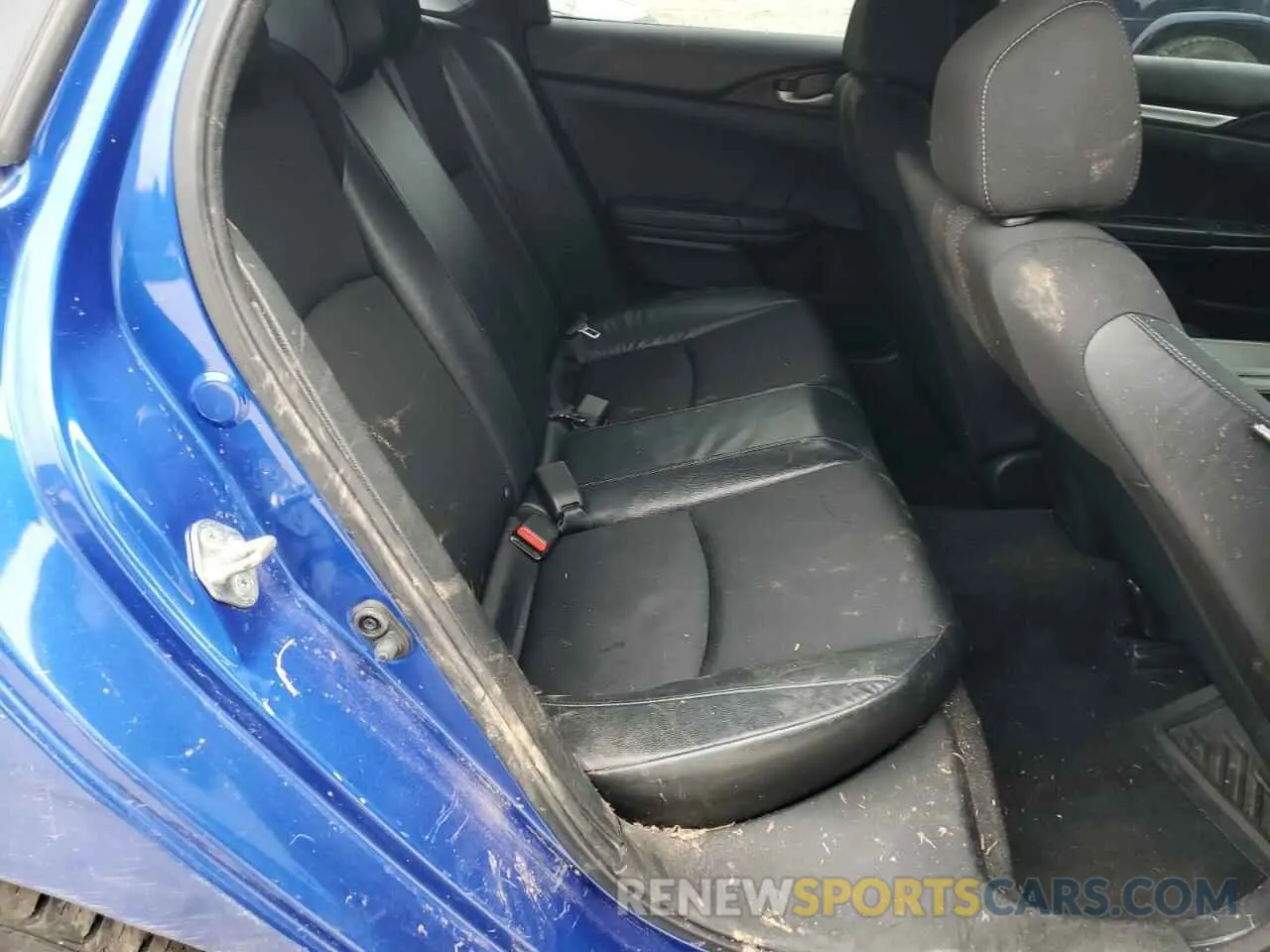 11 Photograph of a damaged car 2HGFC2F89KH587048 HONDA CIVIC 2019