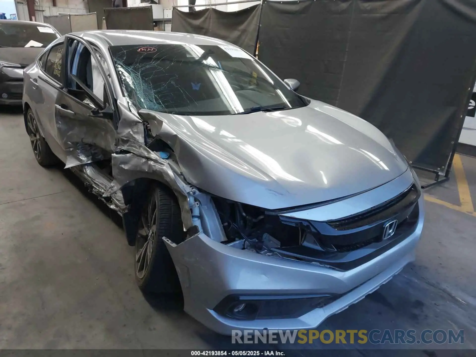 1 Photograph of a damaged car 2HGFC2F89KH587728 HONDA CIVIC 2019