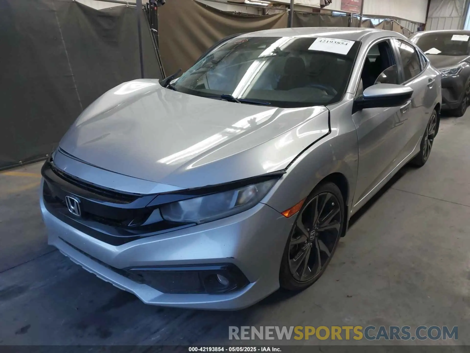 2 Photograph of a damaged car 2HGFC2F89KH587728 HONDA CIVIC 2019