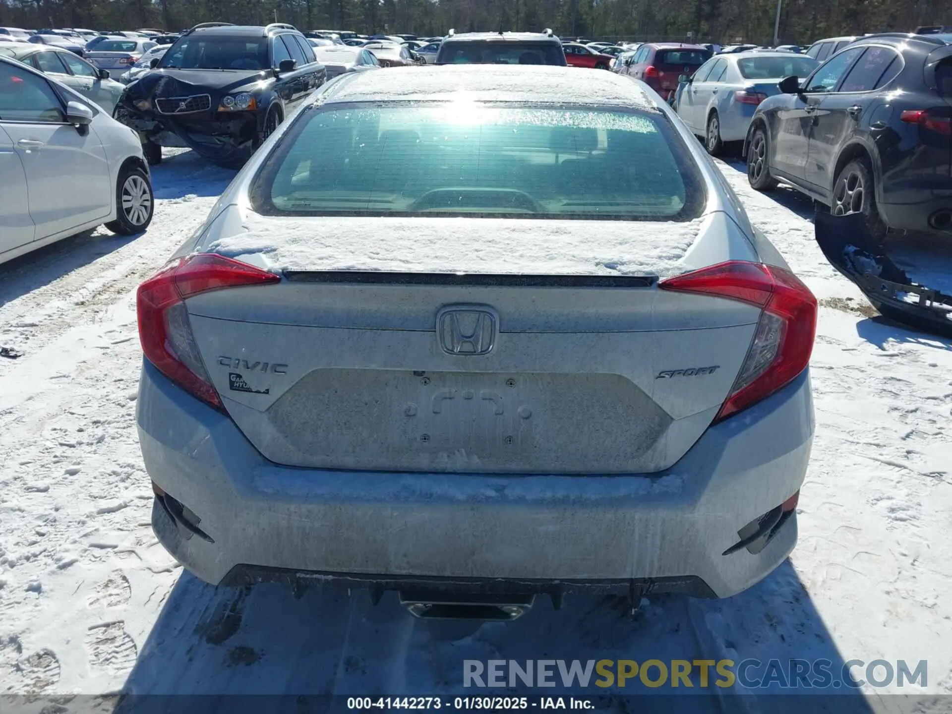 16 Photograph of a damaged car 2HGFC2F89KH601370 HONDA CIVIC 2019