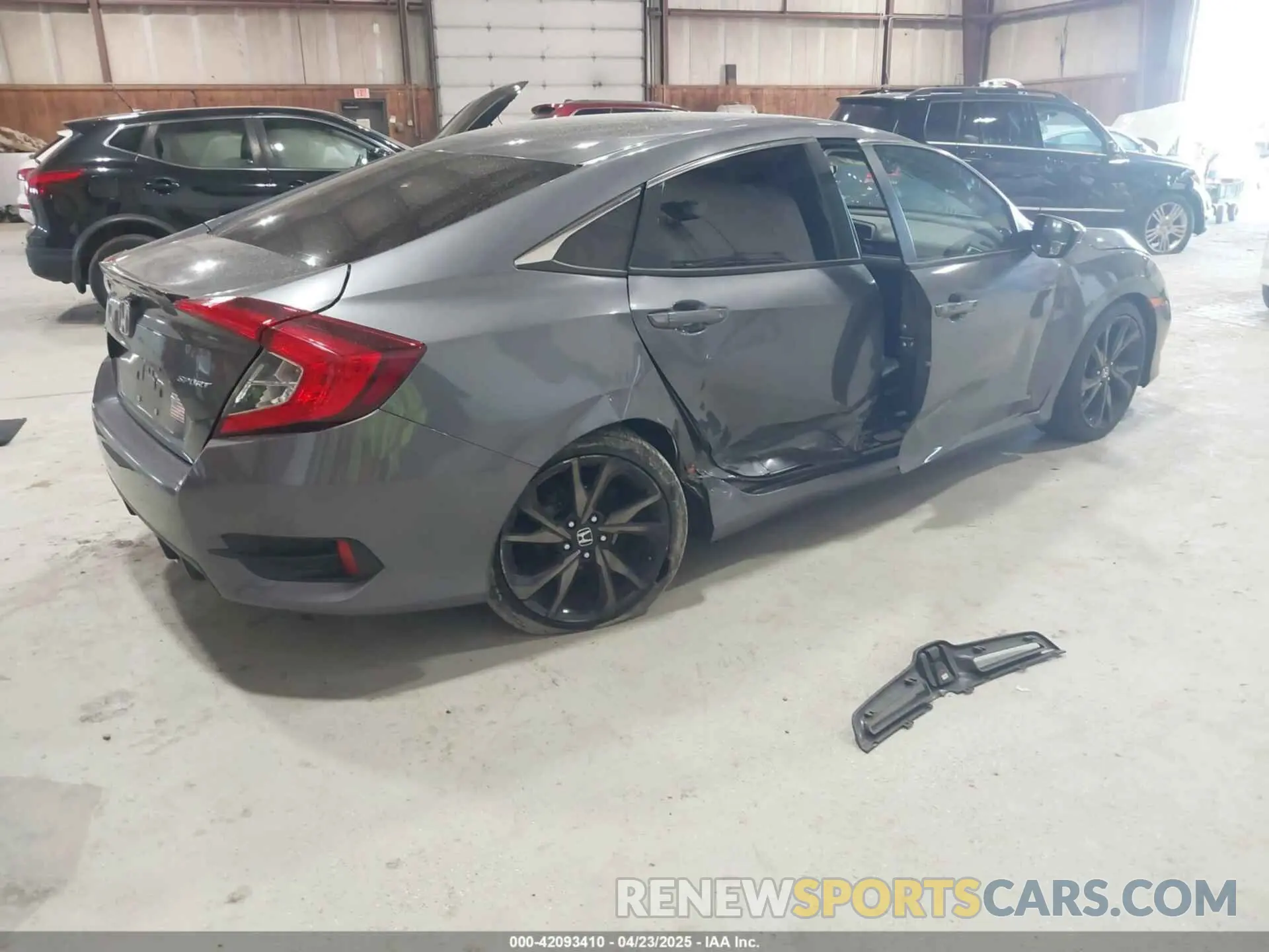 4 Photograph of a damaged car 2HGFC2F89KH601708 HONDA CIVIC 2019