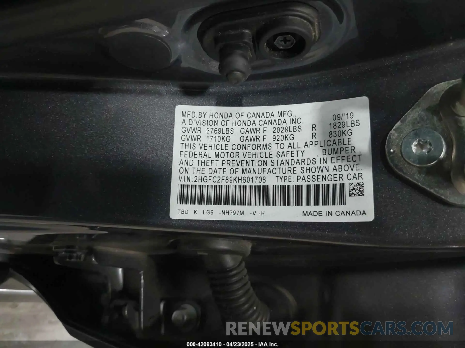 9 Photograph of a damaged car 2HGFC2F89KH601708 HONDA CIVIC 2019