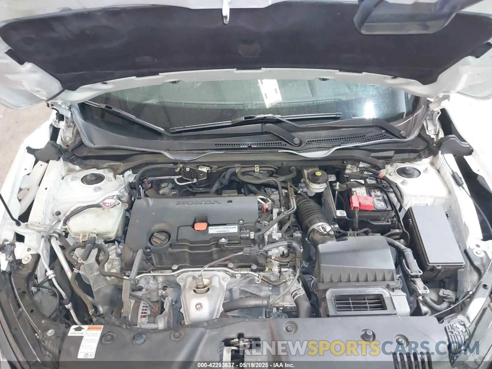 10 Photograph of a damaged car 2HGFC2F8XKH504968 HONDA CIVIC 2019