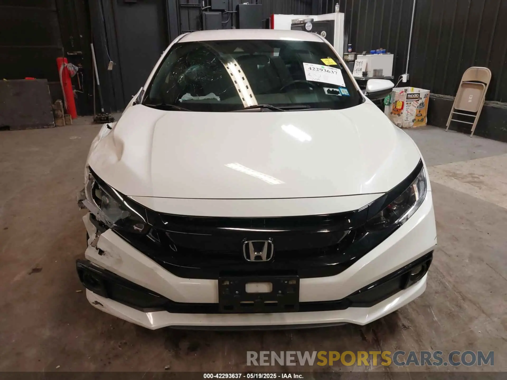 12 Photograph of a damaged car 2HGFC2F8XKH504968 HONDA CIVIC 2019
