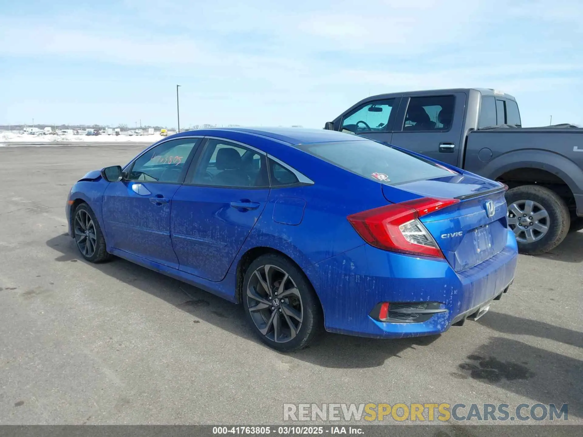3 Photograph of a damaged car 2HGFC2F8XKH511399 HONDA CIVIC 2019