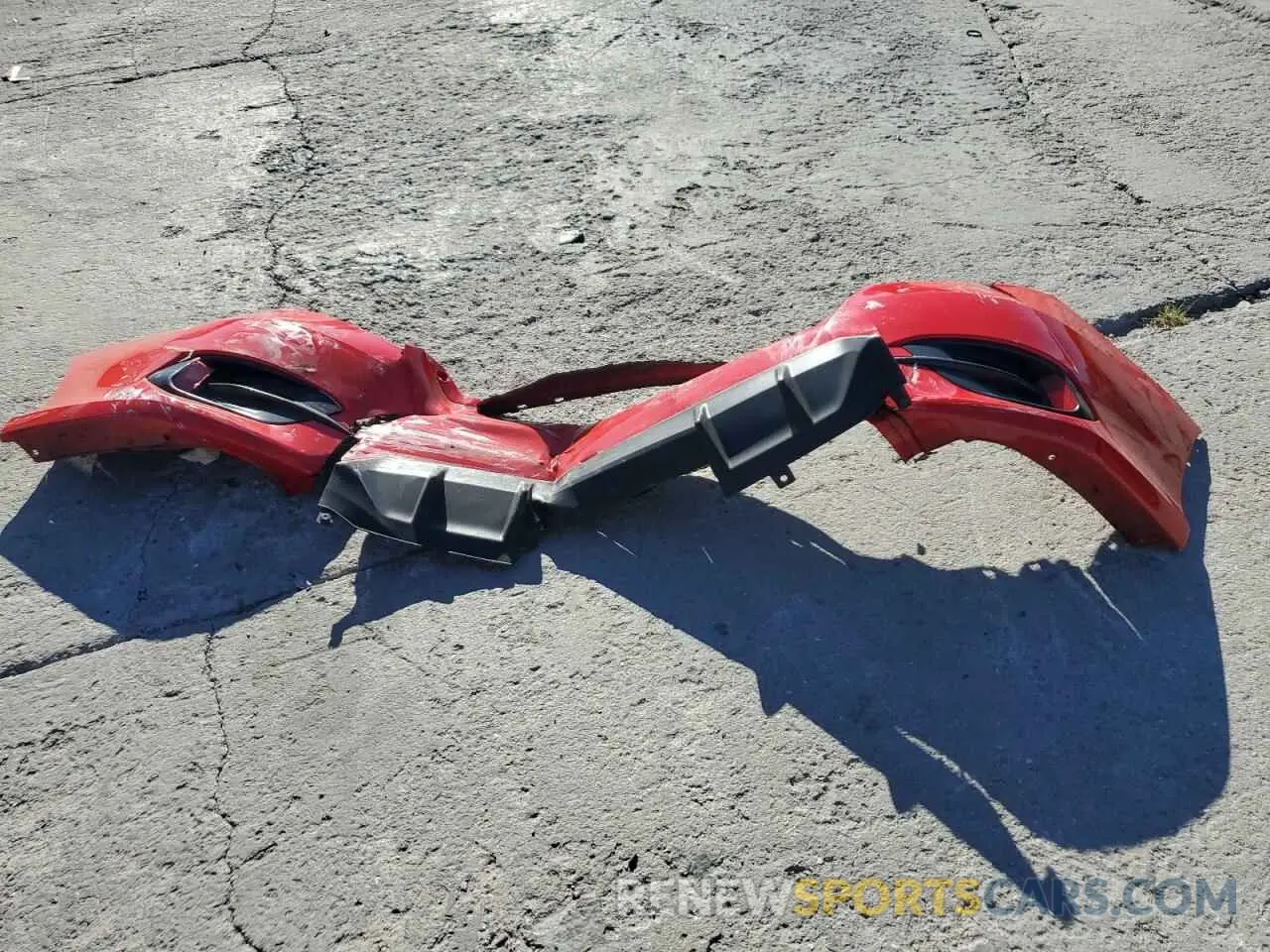 12 Photograph of a damaged car 2HGFC2F8XKH524685 HONDA CIVIC 2019