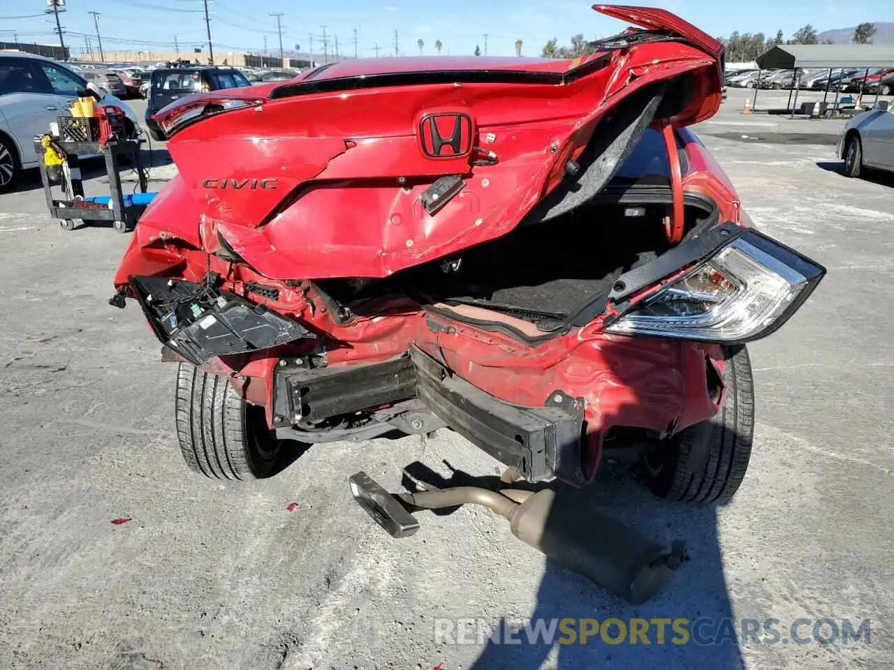 6 Photograph of a damaged car 2HGFC2F8XKH524685 HONDA CIVIC 2019