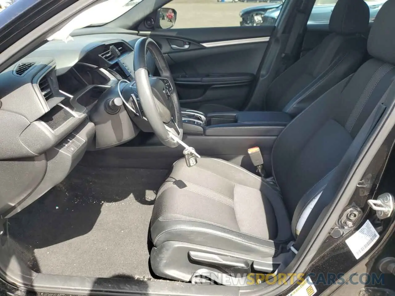 7 Photograph of a damaged car 2HGFC2F8XKH543687 HONDA CIVIC 2019