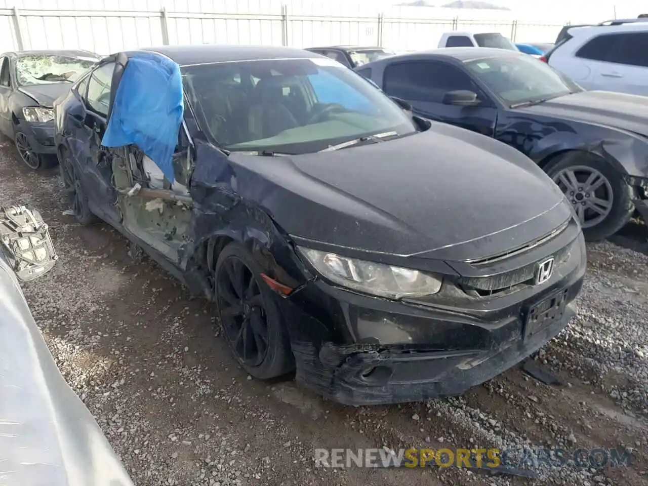 4 Photograph of a damaged car 2HGFC2F8XKH582795 HONDA CIVIC 2019