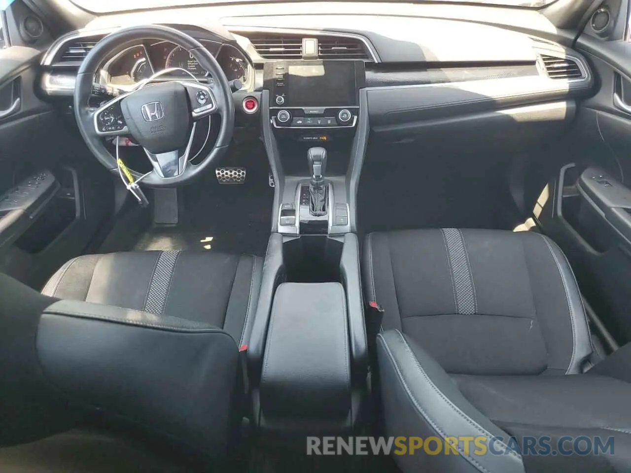 8 Photograph of a damaged car 2HGFC2F8XKH589083 HONDA CIVIC 2019