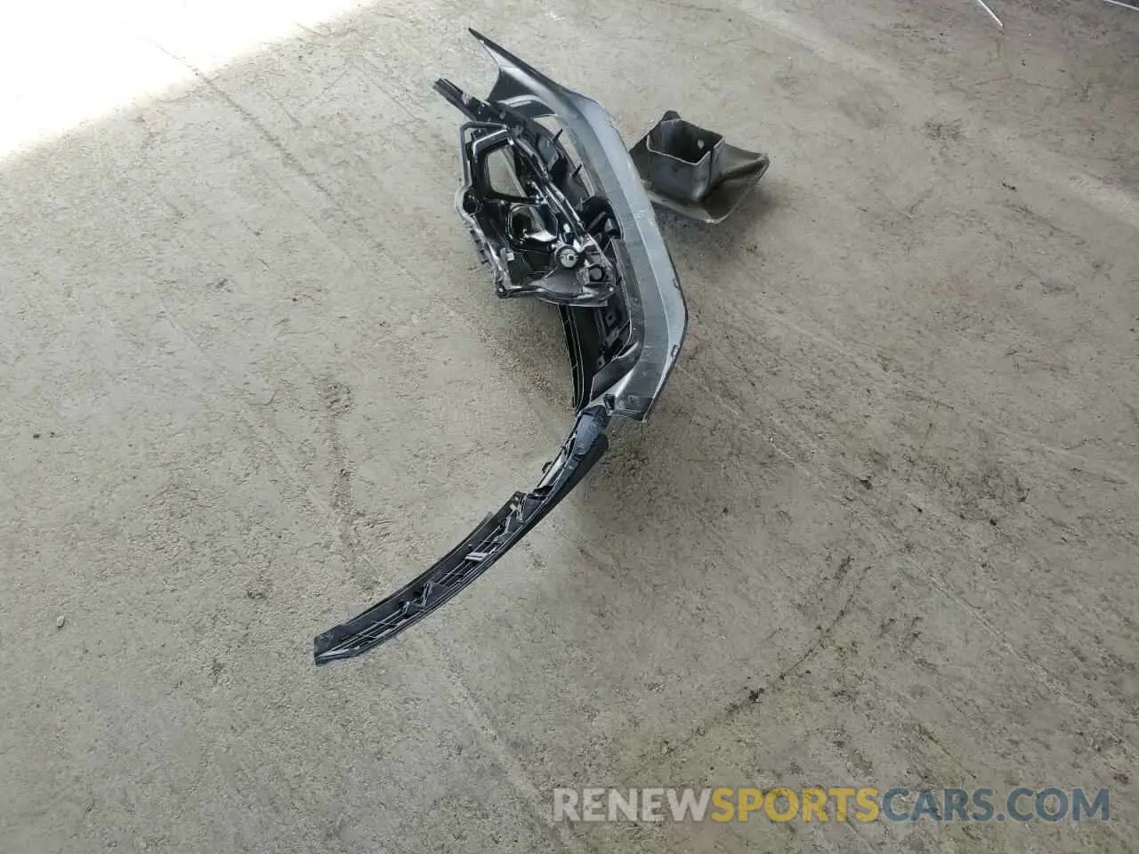 14 Photograph of a damaged car 2HGFC2F8XKH597619 HONDA CIVIC 2019