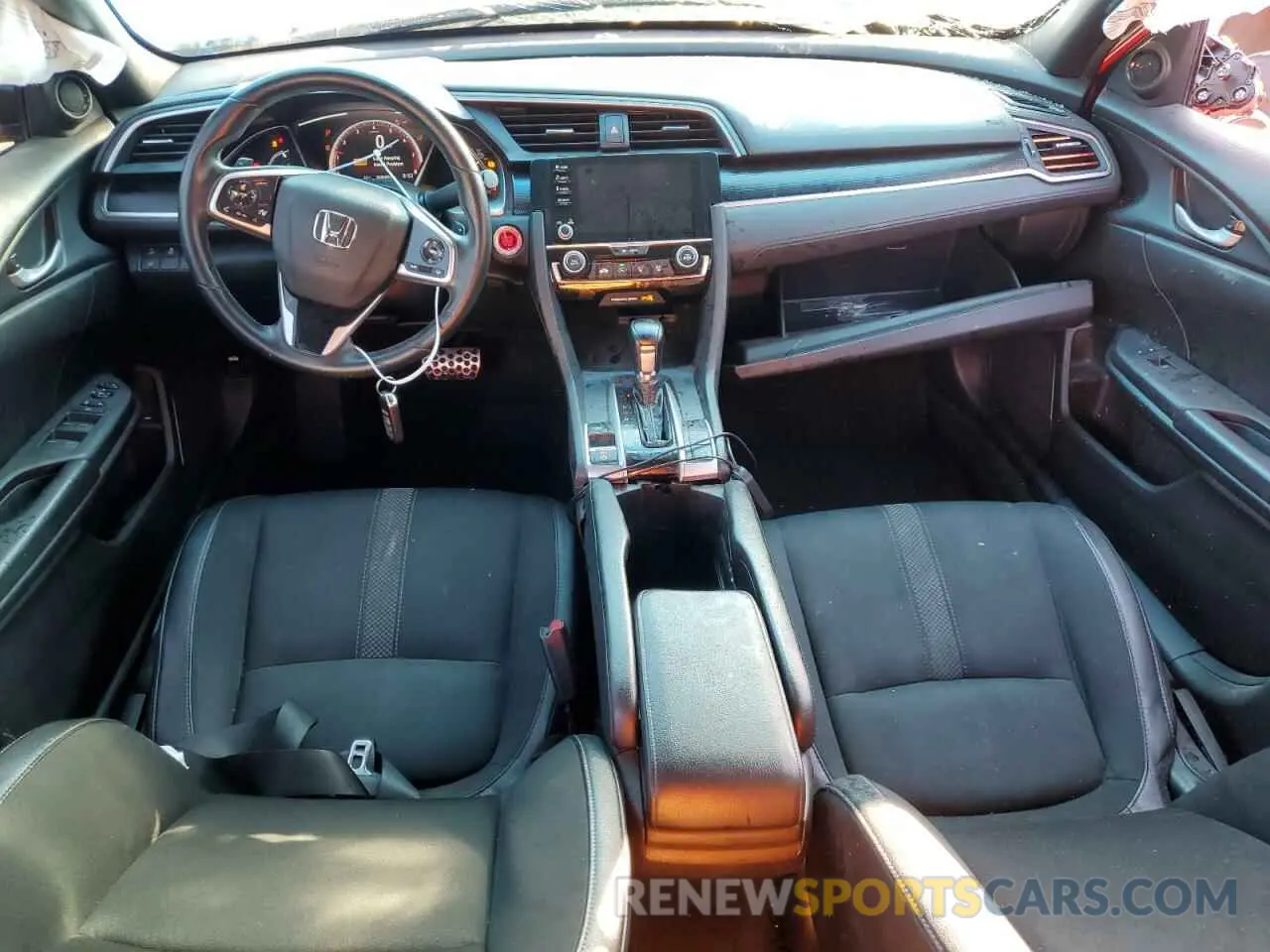 8 Photograph of a damaged car 2HGFC2F8XKH597619 HONDA CIVIC 2019