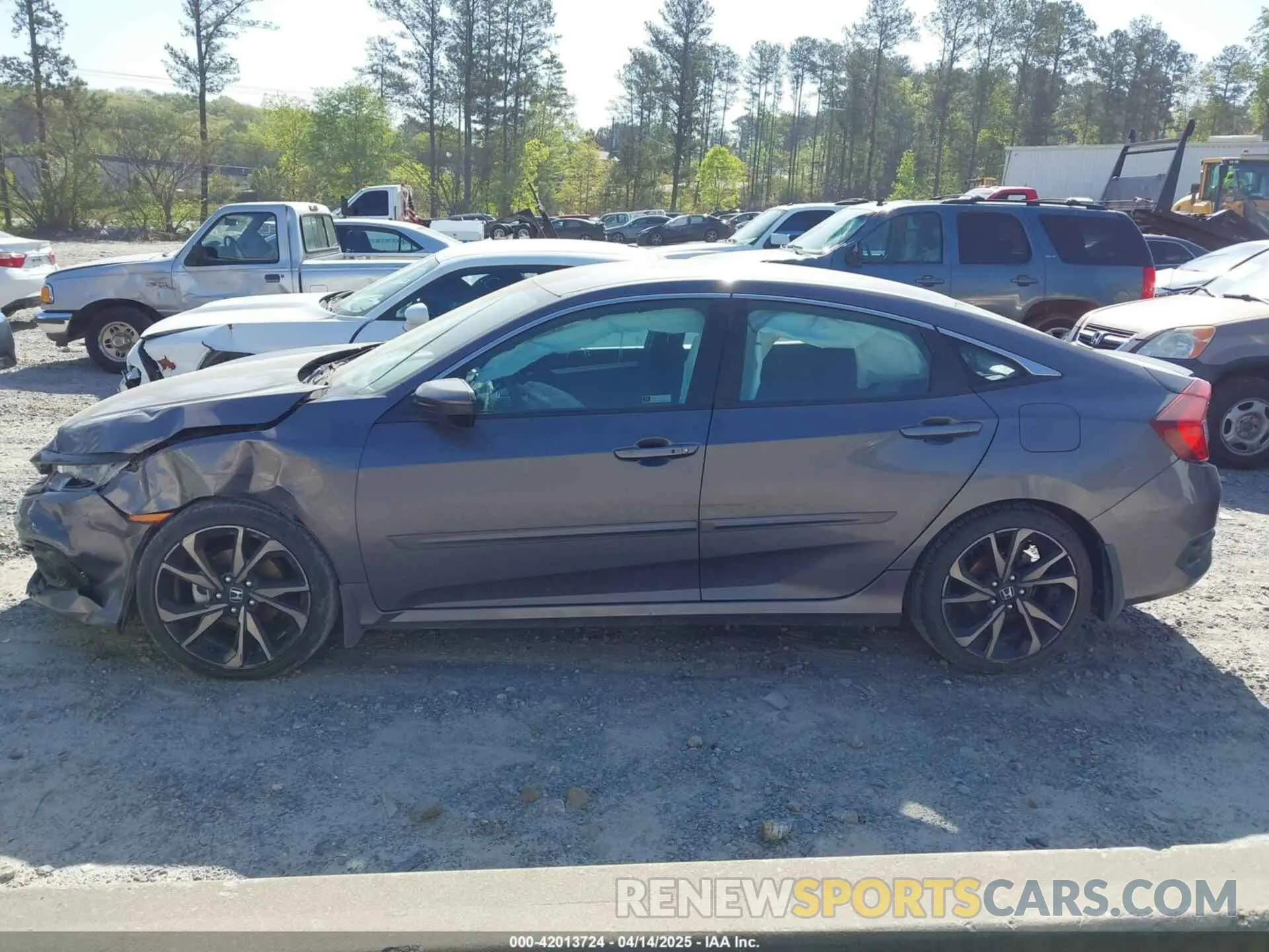 14 Photograph of a damaged car 2HGFC2F8XKH598141 HONDA CIVIC 2019