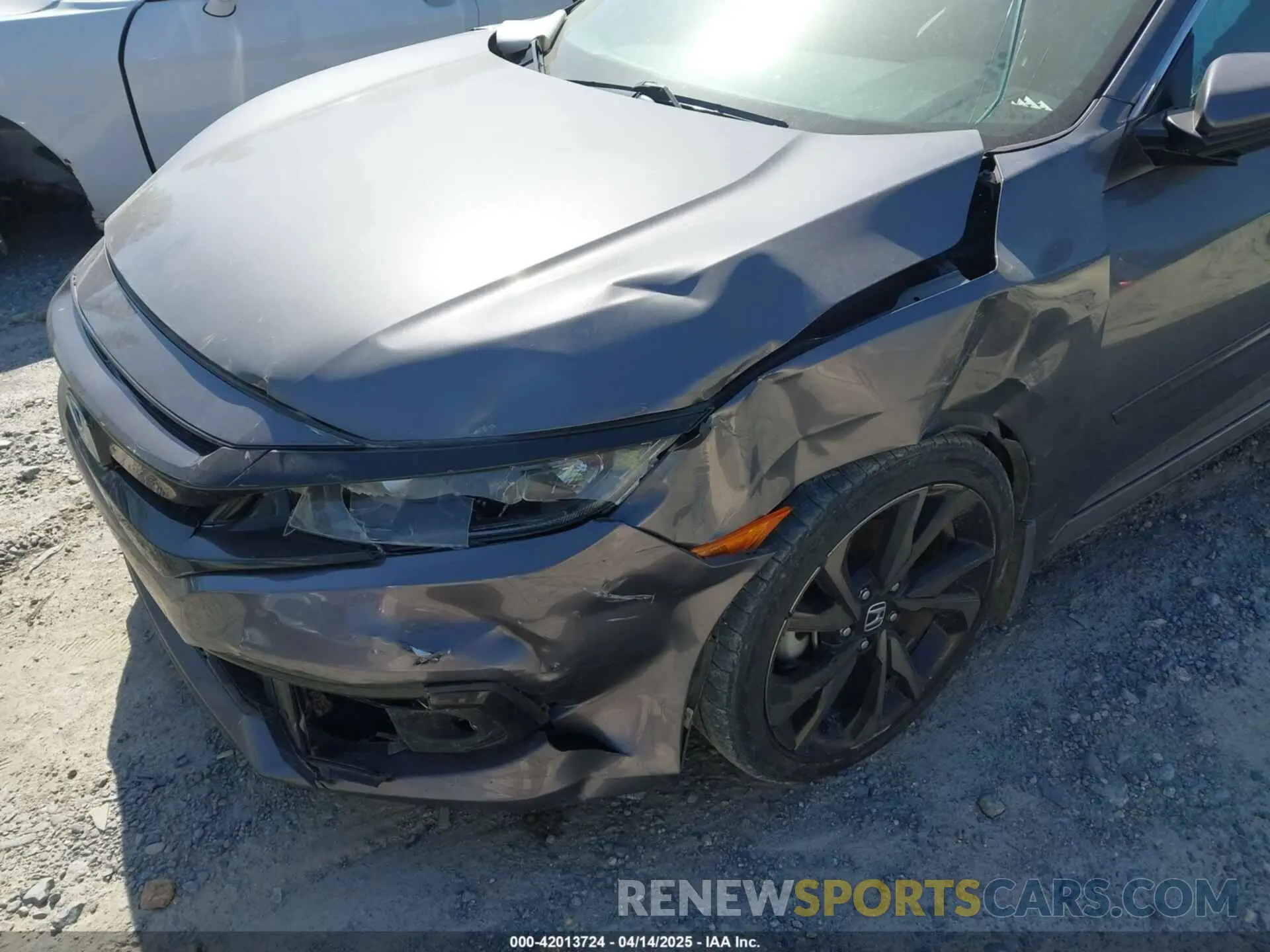 6 Photograph of a damaged car 2HGFC2F8XKH598141 HONDA CIVIC 2019