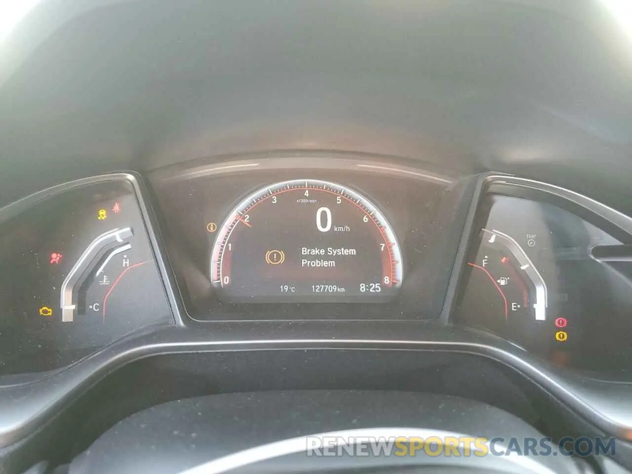 9 Photograph of a damaged car 2HGFC3A59KH220203 HONDA CIVIC 2019