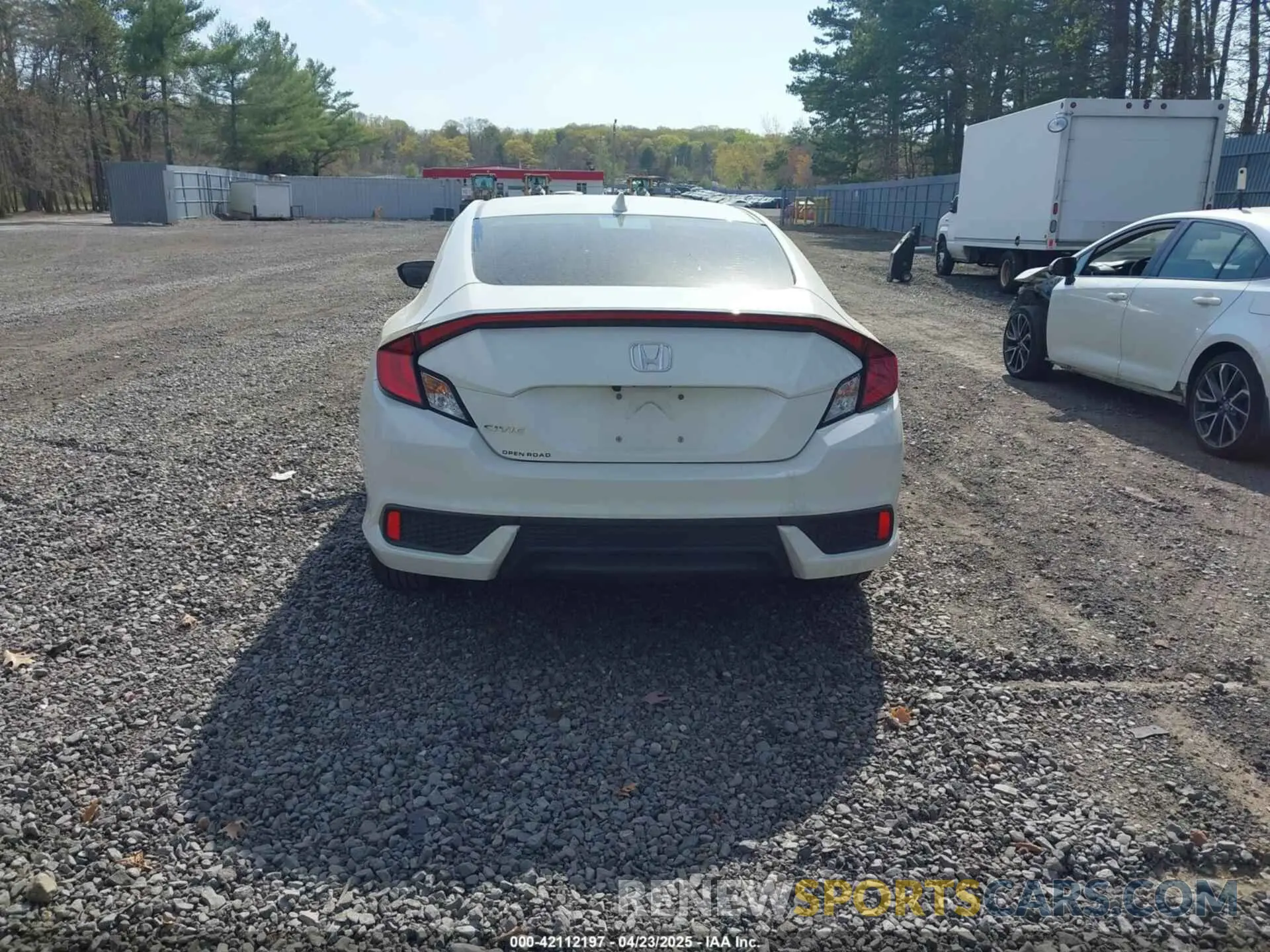 16 Photograph of a damaged car 2HGFC3B30KH357317 HONDA CIVIC 2019