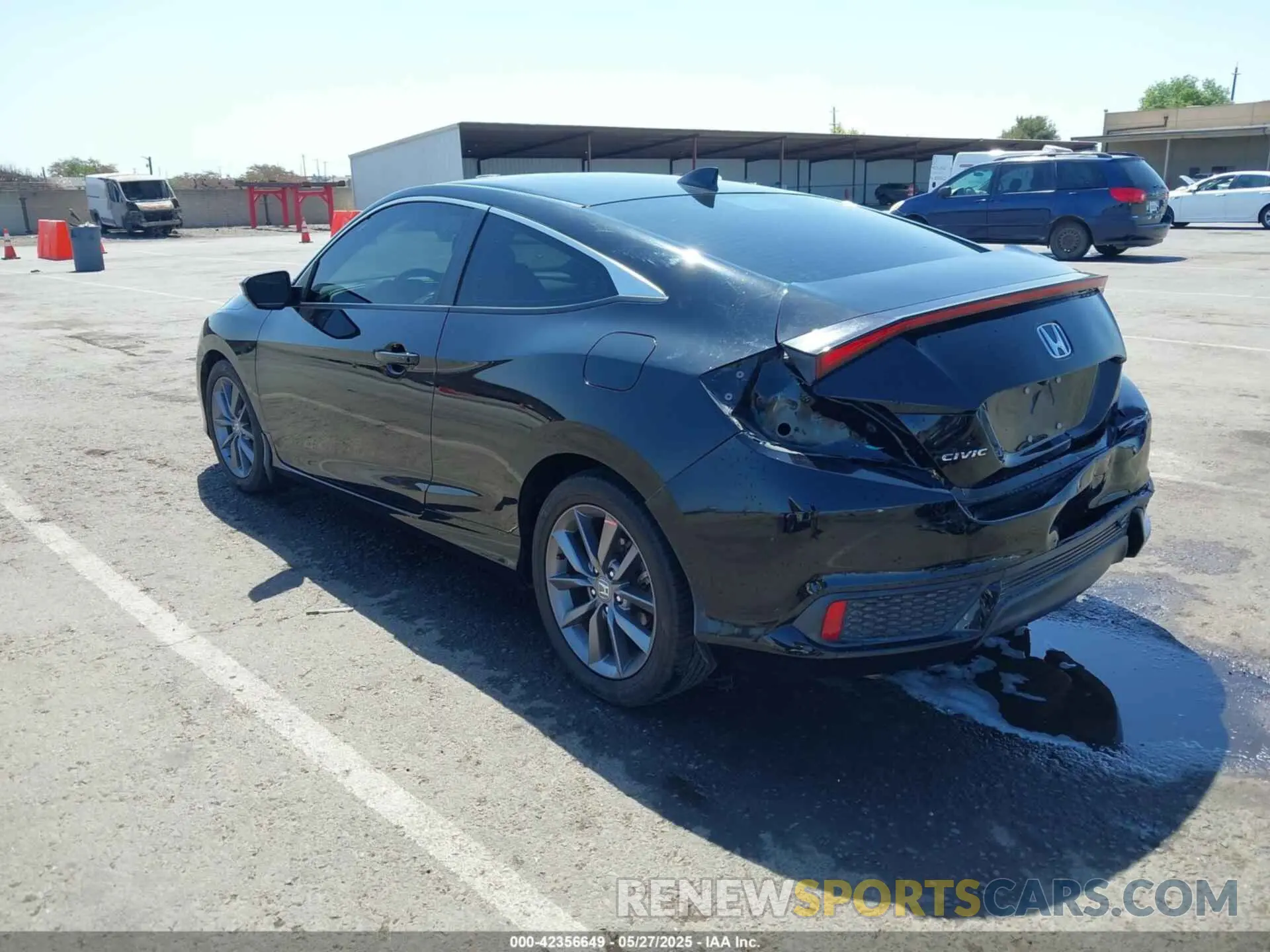 3 Photograph of a damaged car 2HGFC3B32KH355990 HONDA CIVIC 2019