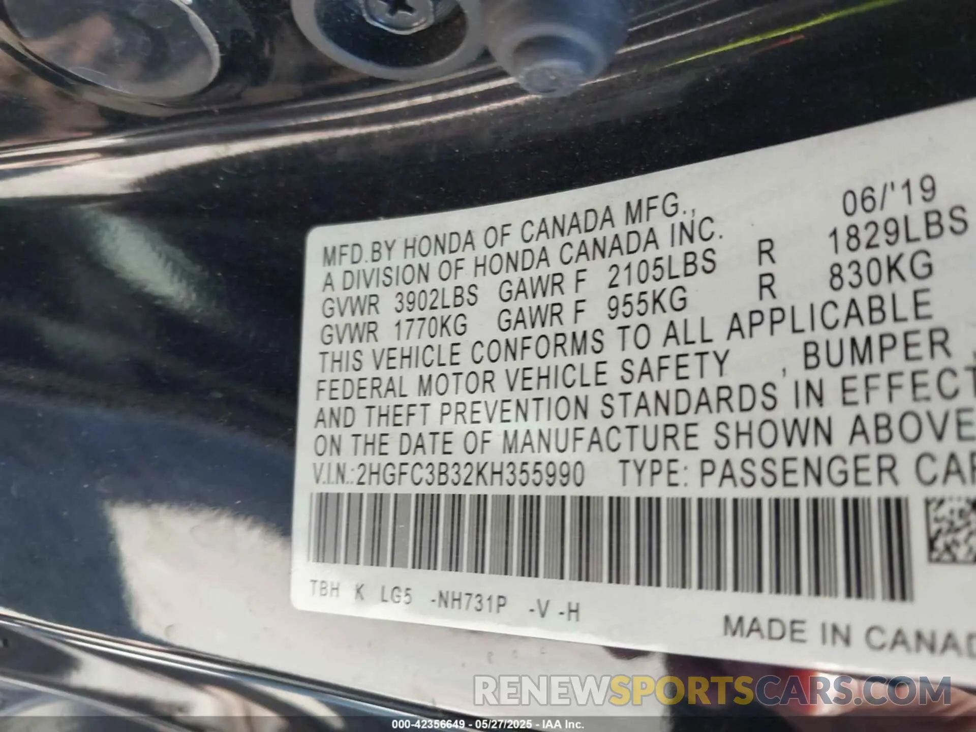 9 Photograph of a damaged car 2HGFC3B32KH355990 HONDA CIVIC 2019