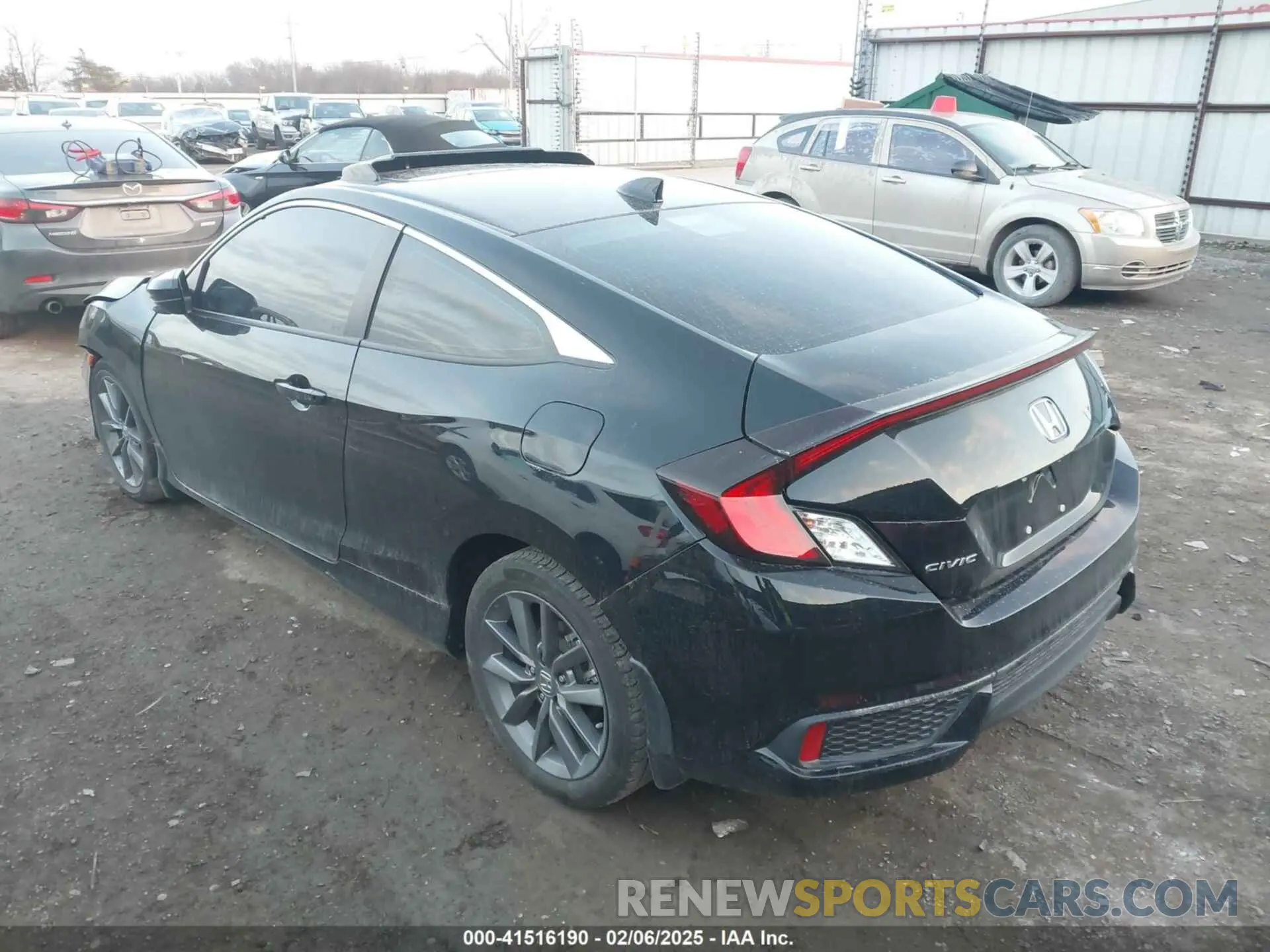 3 Photograph of a damaged car 2HGFC3B33KH356212 HONDA CIVIC 2019